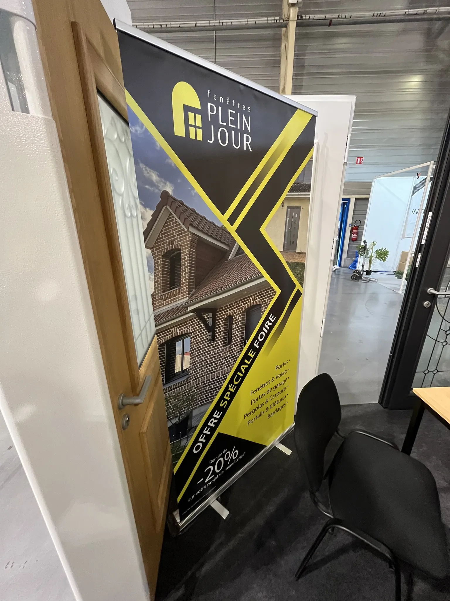 Roll-up -20% en situation sur le stand